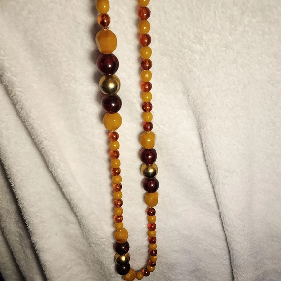 Vintage Retro Lucite‎ bead necklace - Picture 3 of 11